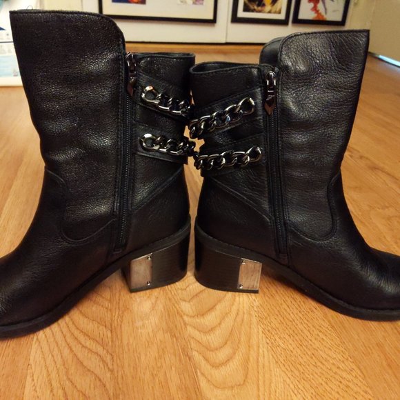 Fergie black Wistful chain Moto boots - Picture 8 of 11